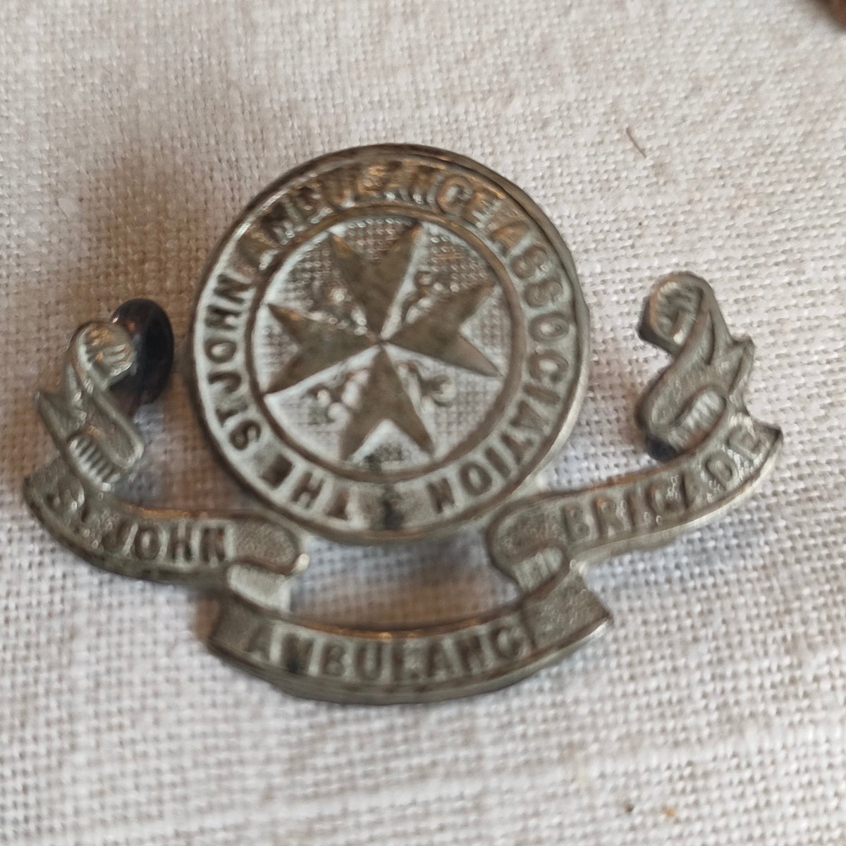 St John Ambulance Brigade badge & medal collection