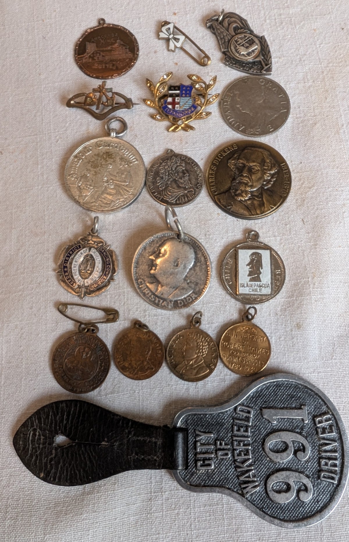 Vintage social history Collectable memorable Medals, pendants & brooches, fobs