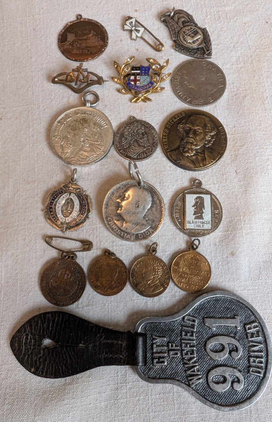 Vintage social history Collectable memorable Medals, pendants & brooches, fobs